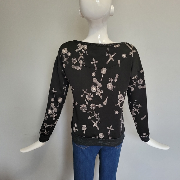 Rock & Republic Charms Print Scuba Sweatshirt, GUC, Size S - Picture 5 of 9